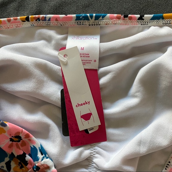Xhilaration Junior Floral Hipster Bikini Bottom - Picture 8 of 11